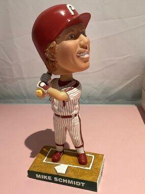 ⚾️Mike Schmidt - Philadelphia Phillies 1995 HOF Bobblehead